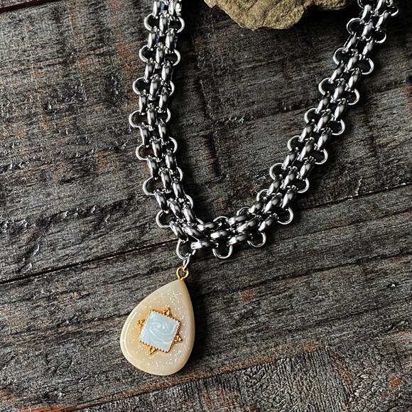 NEW Chunky Gold Green Pendant Necklace - Picture 12 of 12